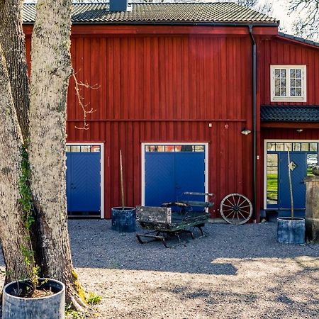 Knusesund Herrgard Säffle Buitenkant foto